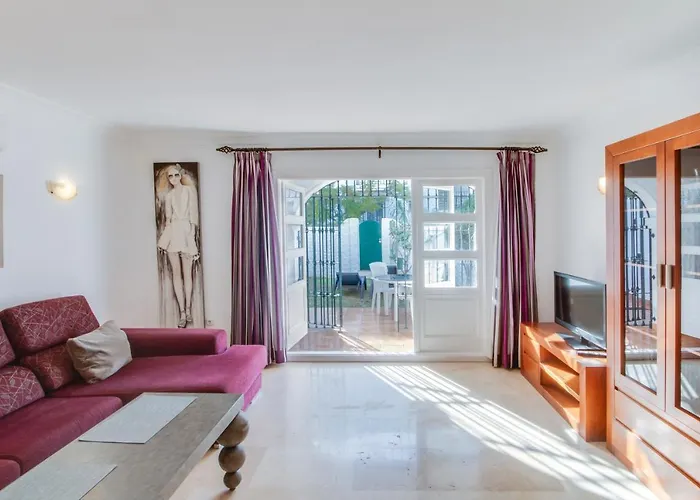 公寓 9a Escorpio 埃斯特波纳